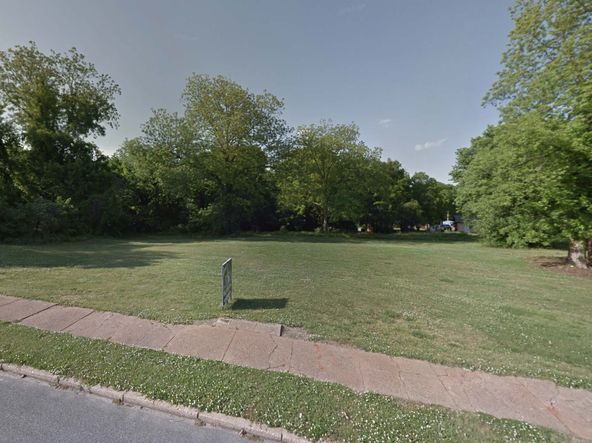 527 W Frederick St, Gaffney, SC 29341